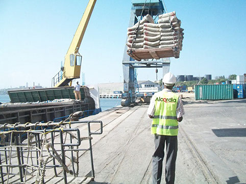 Vessel Discharge/ Loading Of Conventional Cargo